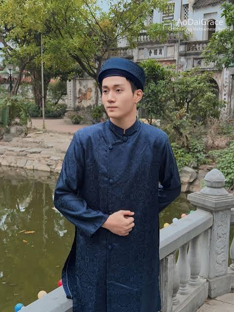 Vietnamese Black Blue Attires